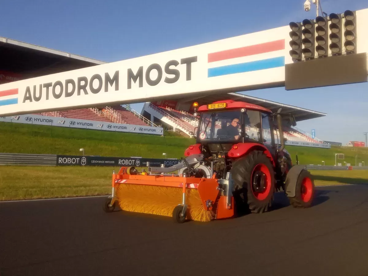 Jak připravit zametač Agrometall na sezónu?