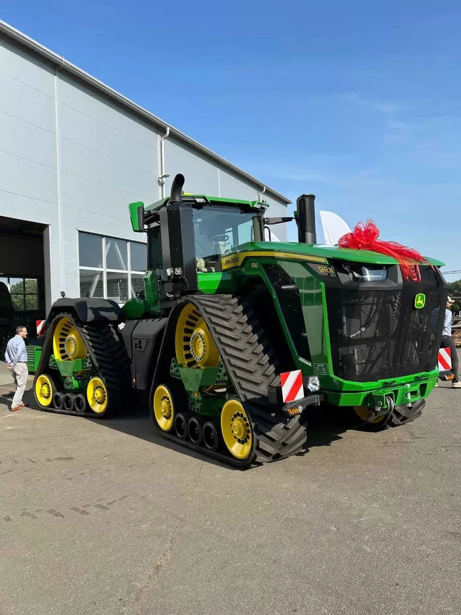 John Deere 9RX 830